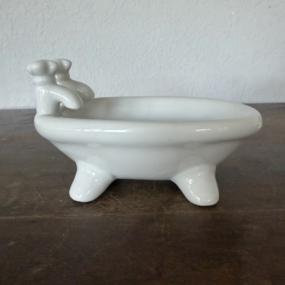 Vintage White Ceramic Clawfoot Old Fashioned Tub Soap Holder Trinket Dish 1980s